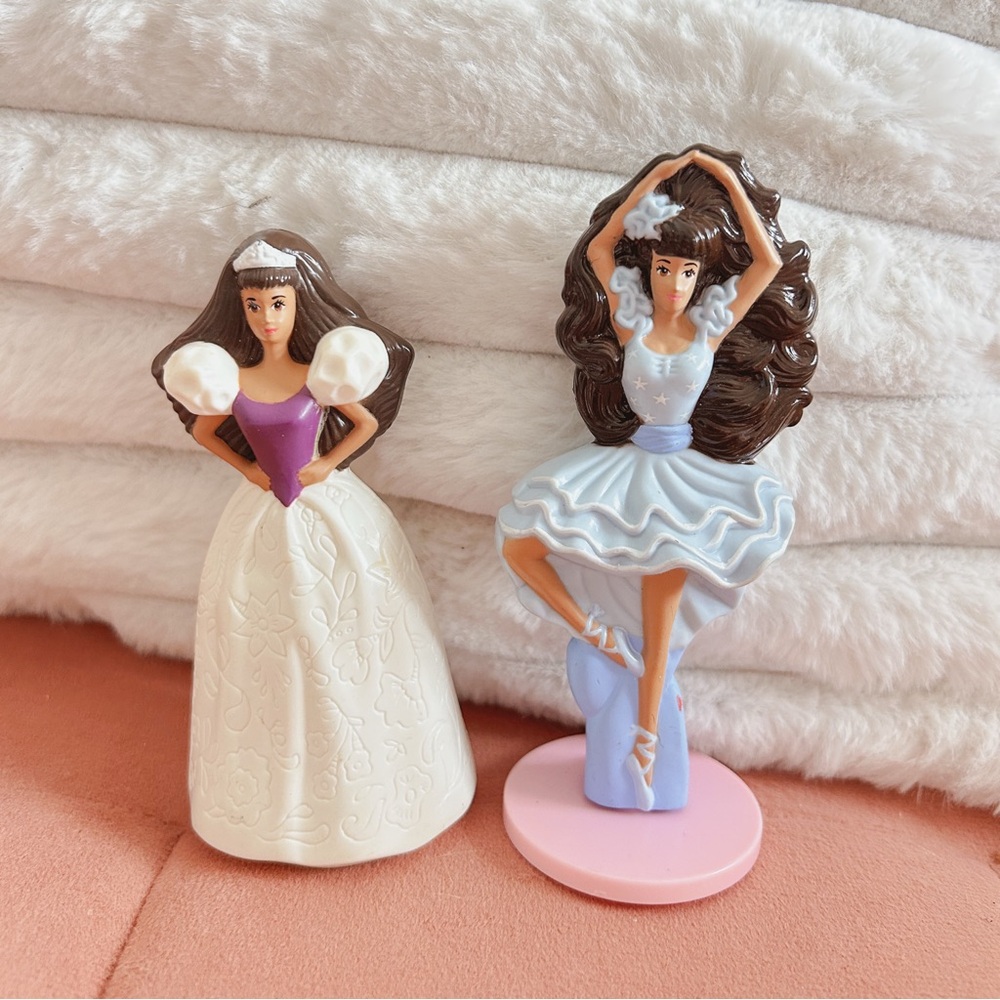 Two Plastic Barbie Figure Toys Vintage 1991 & 1992